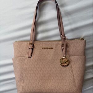 Michael Kors Blush Shoulder Bag